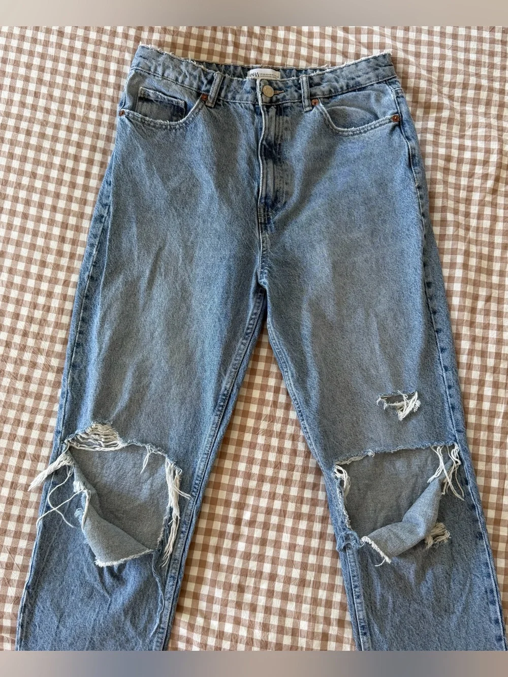 Sold - Picture 2 of 6